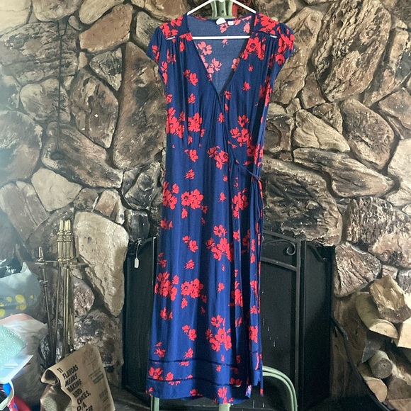 GAP Dresses & Skirts - GAP wrap dress
